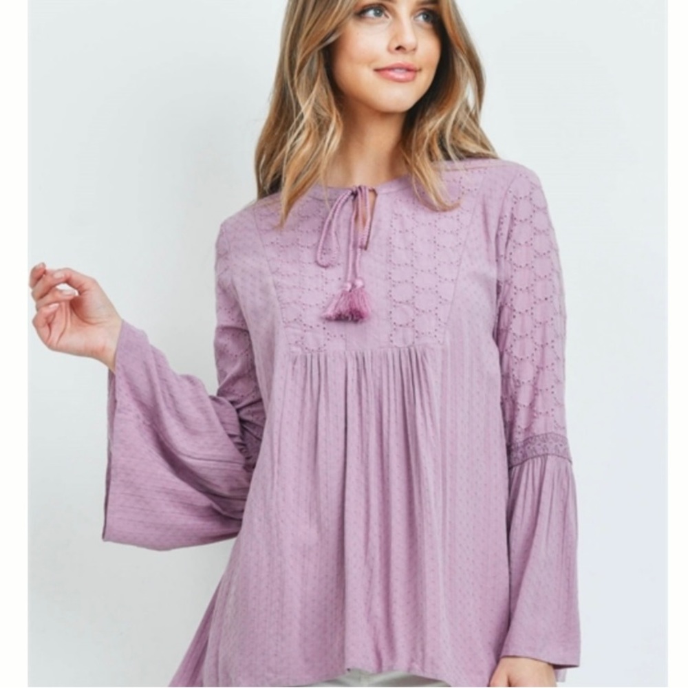 Trendy Lacy Blouse with bell sleeves